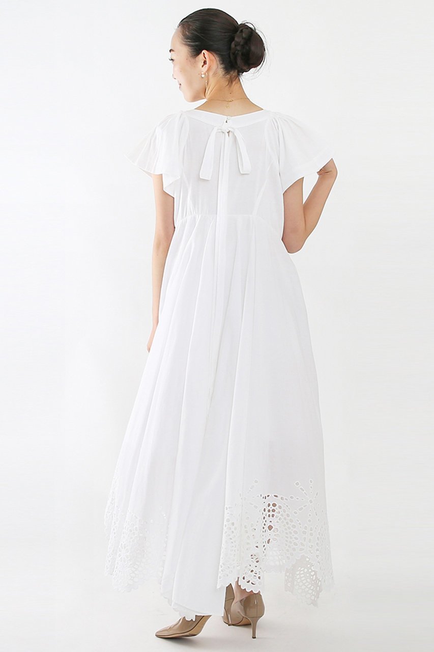 【アユーシ/AAYUSHI】のカットワーク刺しゅうワンピース 人気、トレンドファッション・服の通販 founy(ファニー) 　ファッション　Fashion　レディースファッション　WOMEN　ワンピース　Dress　チュニック　Tunic　エレガント 上品　Elegant　ギャザー　Gather　スカラップ　Scalloped　チュニック　Tunic　ポケット　Pocket　マキシ　Maxi　リボン　Ribbon　リラックス　Relax　ロング　Long　ワーク　Work　other-5|ID: prp329100003953511 ipo3291000000031324578