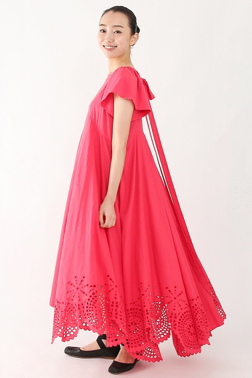 【アユーシ/AAYUSHI】のカットワーク刺しゅうワンピース 人気、トレンドファッション・服の通販 founy(ファニー) 　ファッション　Fashion　レディースファッション　Fashion for Women　ワンピース　Dresses　チュニック　Tunic Tops & Dresses　エレガント 上品　Elegant　ギャザー　Gathered, Ruffled　スカラップ　Scallop, Scalloped Edge　チュニック　Tunic, Long Top　ポケット　Pocket, Pocket Detail　マキシ　Maxi, Full Length　リボン　Ribbon, Bow　リラックス　Relax, Relaxed Fit　ロング　Long, Long-Length　ワーク　Workwear, Utility Style　other-6|ID: prp329100003953511 ipo3291000000032869977