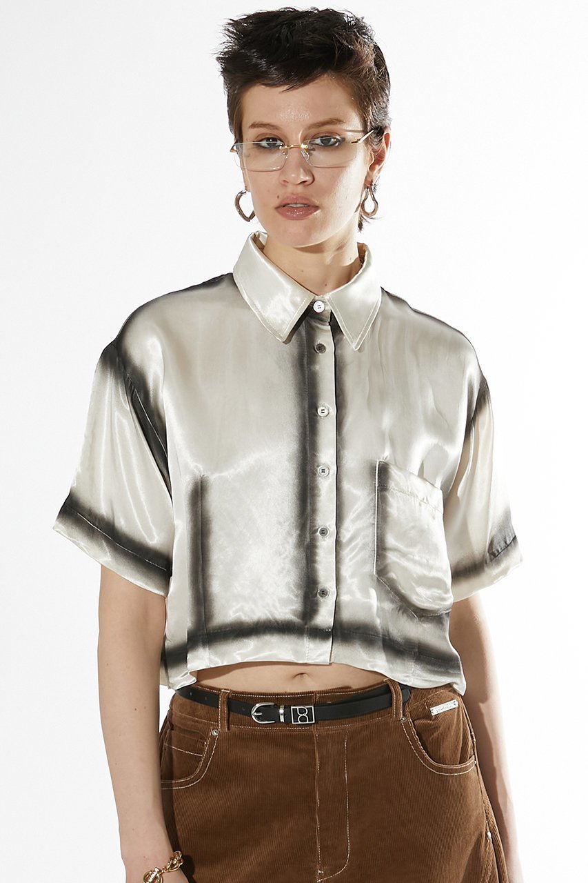 【プランク プロジェクト/PRANK PROJECT】のペイントサテンショートシャツ / Painted Satin Short Shirt 人気、トレンドファッション・服の通販 founy(ファニー) 　ファッション　Fashion　レディースファッション　Fashion for Women　トップス・カットソー　Cut & Sew Tops　シャツ・ブラウス・オフィスカジュアル　Elegant Blouses & Button-Ups　ロングTシャツ・Tシャツ　Longline T-Shirts & Tees　おすすめ　Recommended / Our Picks　サテン　Satin, Glossy Fabric　ショート　Short, Short Length　シルク　Silk, 100% Silk　スリーブ　Sleeve, Long Sleeve / Short Sleeve　マキシ　Maxi, Full Length　ワイド　Wide, Wide Fit　夏　Summer　other-6|ID: prp329100003955088 ipo3291000000032909544