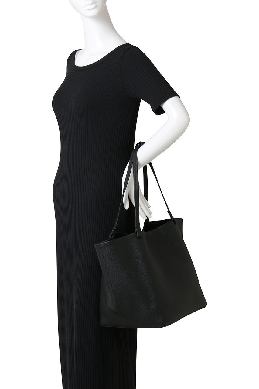 【ザ ロウ/THE ROW】のPARK TOTE THREE 人気、トレンドファッション・服の通販 founy(ファニー) 　ファッション　Fashion　レディースファッション　Fashion for Women　バッグ　Bags　トレンド　Trend, Trending Now　ビジネス 仕事 通勤　Business / Work / Commuting　定番　Standard, Basic Item　新作・新入荷　New Arrivals / New In　other-2|ID: prp329100003955128 ipo3291000000034176311
