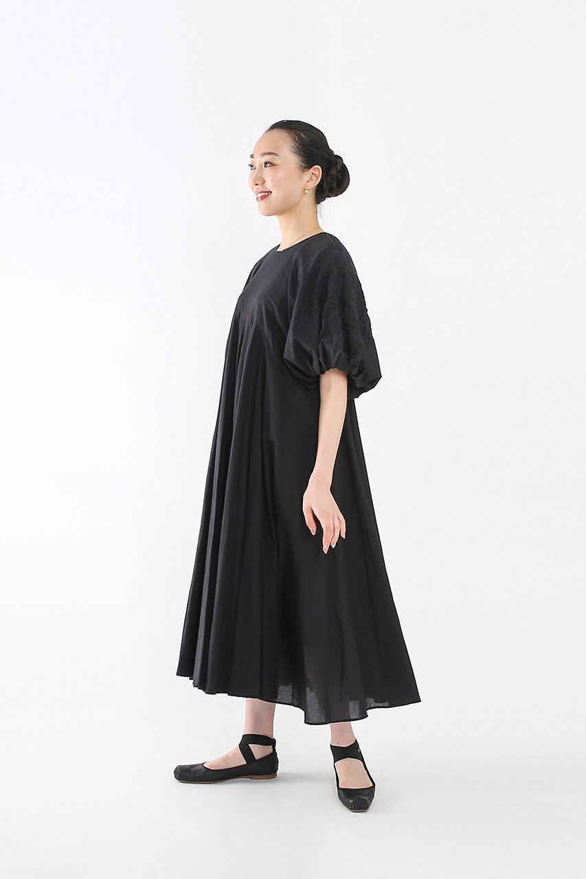 【アユーシ/AAYUSHI】のパフスリーブフレアワンピース 人気、トレンドファッション・服の通販 founy(ファニー) 　ファッション　Fashion　レディースファッション　WOMEN　ワンピース　Dress　チュニック　Tunic　おすすめ　Recommend　オケージョン　Occasion　チュニック　Tunic　ドレス　Dress　フレア　Flare　切替　Switching　other-7|ID: prp329100003958049 ipo3291000000031324576