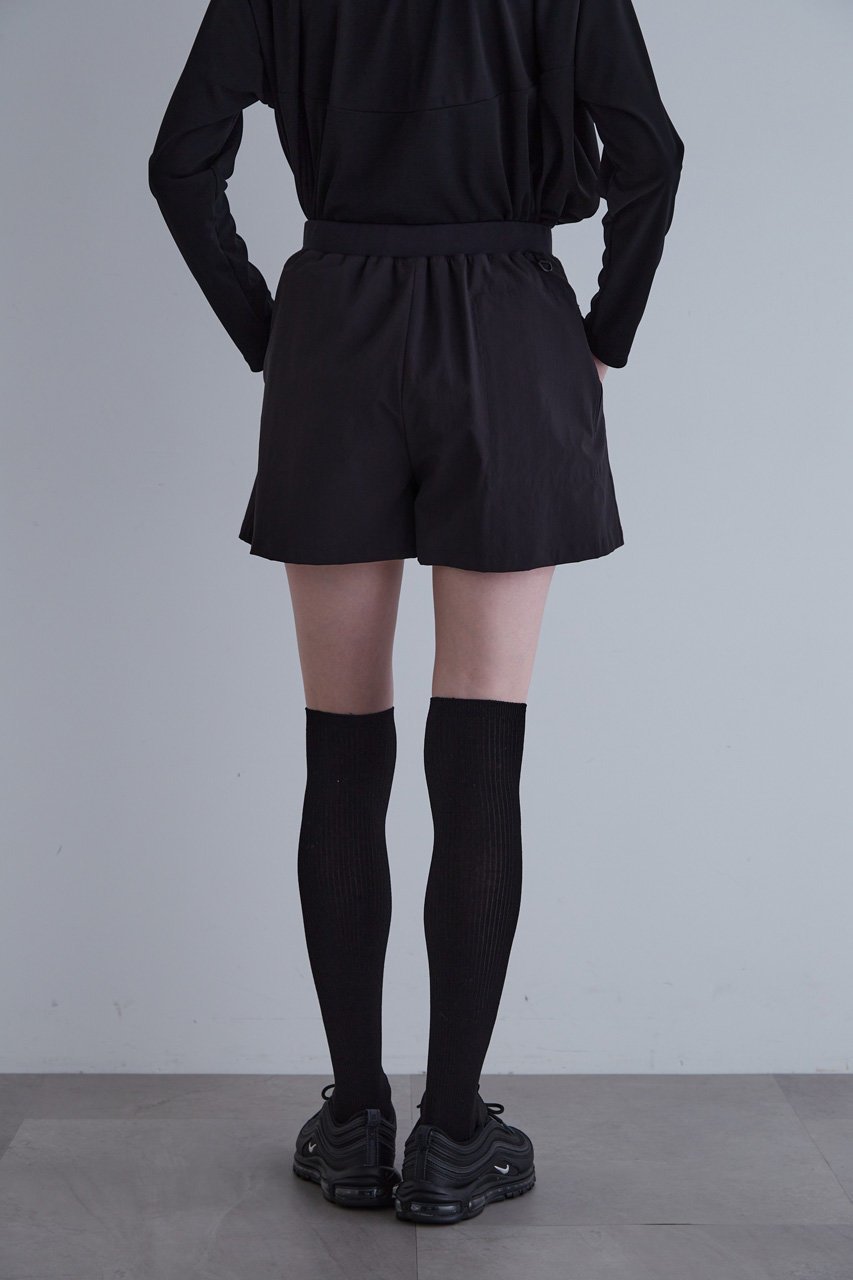 【ル フィル/LE PHIL】の【LE PHIL SPORTS】コーデュラショートパンツ 人気、トレンドファッション・服の通販 founy(ファニー) 　ファッション　Fashion　レディースファッション　Fashion for Women　パンツ　Pants & Trousers　ショートパンツ・ハーフパンツ　High-Waisted & Relaxed Shorts　スポーツウェア　Functional & Stylish Sportswear　スポーツ パンツ　Workout Pants / Training Shorts / Joggers　コンパクト　Compact, Small Size　ショート　Short, Short Length　ストレッチ　Stretch, Stretchy Fabric　ドローコード　Drawcord, Drawstring Cord　フロント　Front, Front Design　ポケット　Pocket, Pocket Detail　ポーチ　Pouch, Small Case　軽量　Lightweight, Ultra Light　other-6|ID: prp329100003962014 ipo3291000000035401988