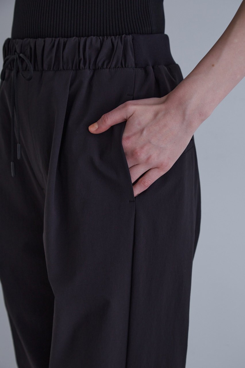 【ル フィル/LE PHIL】の【LE PHIL SPORTS】コーデュラジョガーパンツ 人気、トレンドファッション・服の通販 founy(ファニー) 　ファッション　Fashion　レディースファッション　Fashion for Women　パンツ　Pants & Trousers　スポーツウェア　Functional & Stylish Sportswear　スポーツ パンツ　Workout Pants / Training Shorts / Joggers　コンパクト　Compact, Small Size　ストレッチ　Stretch, Stretchy Fabric　テーパード　Tapered, Tapered Pants　ポケット　Pocket, Pocket Detail　軽量　Lightweight, Ultra Light　other-3|ID: prp329100003962015 ipo3291000000032900813