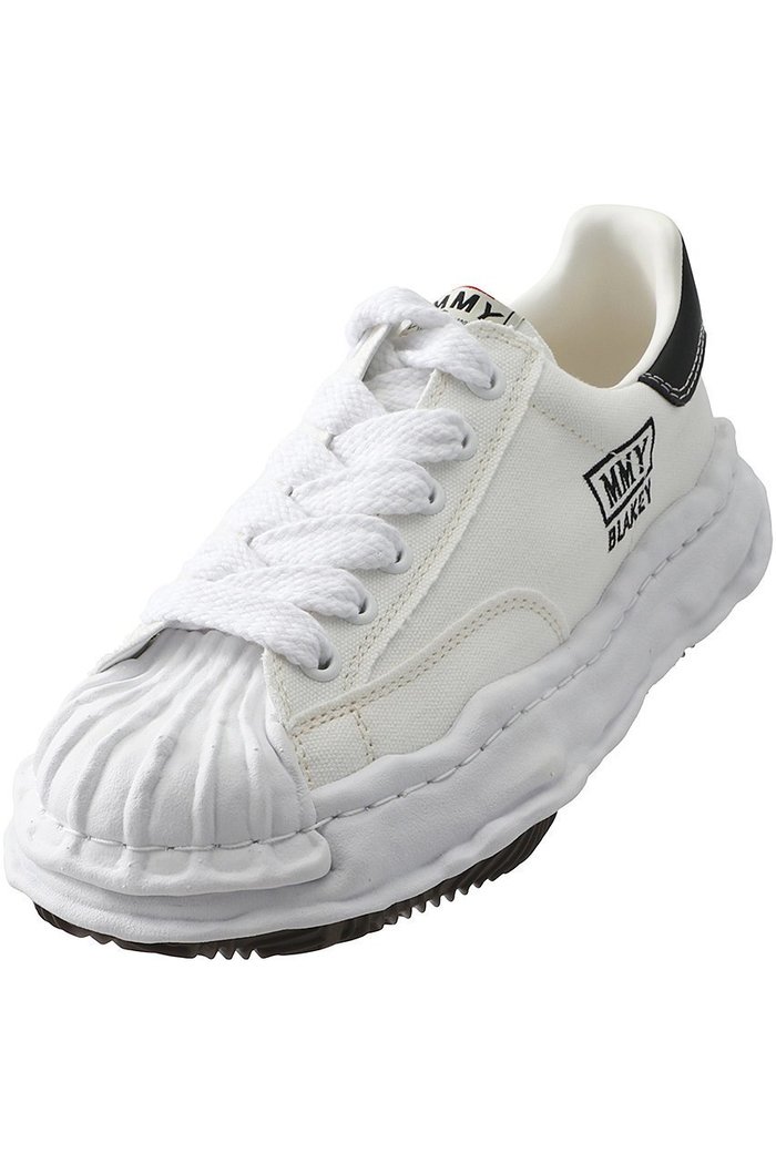 【メゾン ミハラヤスヒロ/Maison MIHARA YASUHIRO】の【UNISEX】BLAKEY オリジナルソール キャンバス ロートップ スニーカー インテリア・キッズ・メンズ・レディースファッション・服の通販 founy(ファニー) https://founy.com/ ファッション Fashion レディースファッション Fashion for Women ユニセックス Unisex, Genderless オケージョン Occasion Wear キャンバス Canvas, Canvas Fabric スニーカー Sneakers, Trainers レース Lace, Lace Fabric 人気 Popular, Best Seller |ID: prp329100003962029 ipo3291000000036229500