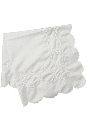 【ミナ ペルホネン/mina perhonen】 tambourine スカーフ人気、トレンドファッション・服の通販 founy(ファニー) ファッション Fashion レディースファッション Fashion for Women ストール Soft & Warm Scarves マフラー・スヌード / 冬小物の定番 Scarves & Mufflers サークル Circle, Round Design シルク Silk, 100% Silk スカラップ Scallop, Scalloped Edge スカーフ Scarf, Neckwear ストール Stole, Wrap マフラー Scarf, Muffler |ID:prp329100003962050