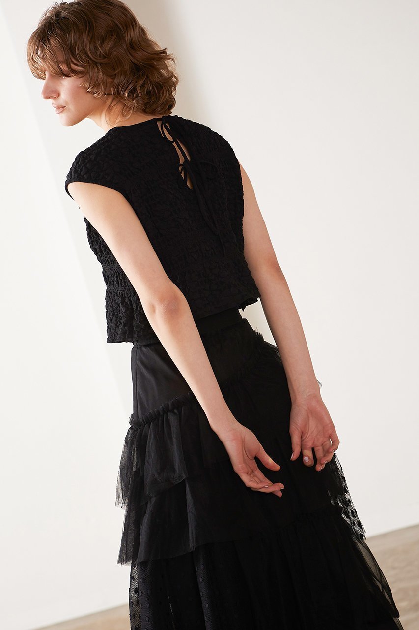 【マリリンムーン/MARILYN MOON】のパフィージャカードシャーリングトップ 人気、トレンドファッション・服の通販 founy(ファニー) 　ファッション　Fashion　レディースファッション　WOMEN　トップス・カットソー　Tops/Tshirt　キャミソール / ノースリーブ　No Sleeves　シャツ/ブラウス　Shirts/Blouses　おすすめ　Recommend　コンパクト　Compact　シャーリング　Shirring　ジャカード　Jacquard　セットアップ　Set Up　ノースリーブ　No Sleeve　モダン　Modern　other-7|ID: prp329100003963551 ipo3291000000031456535
