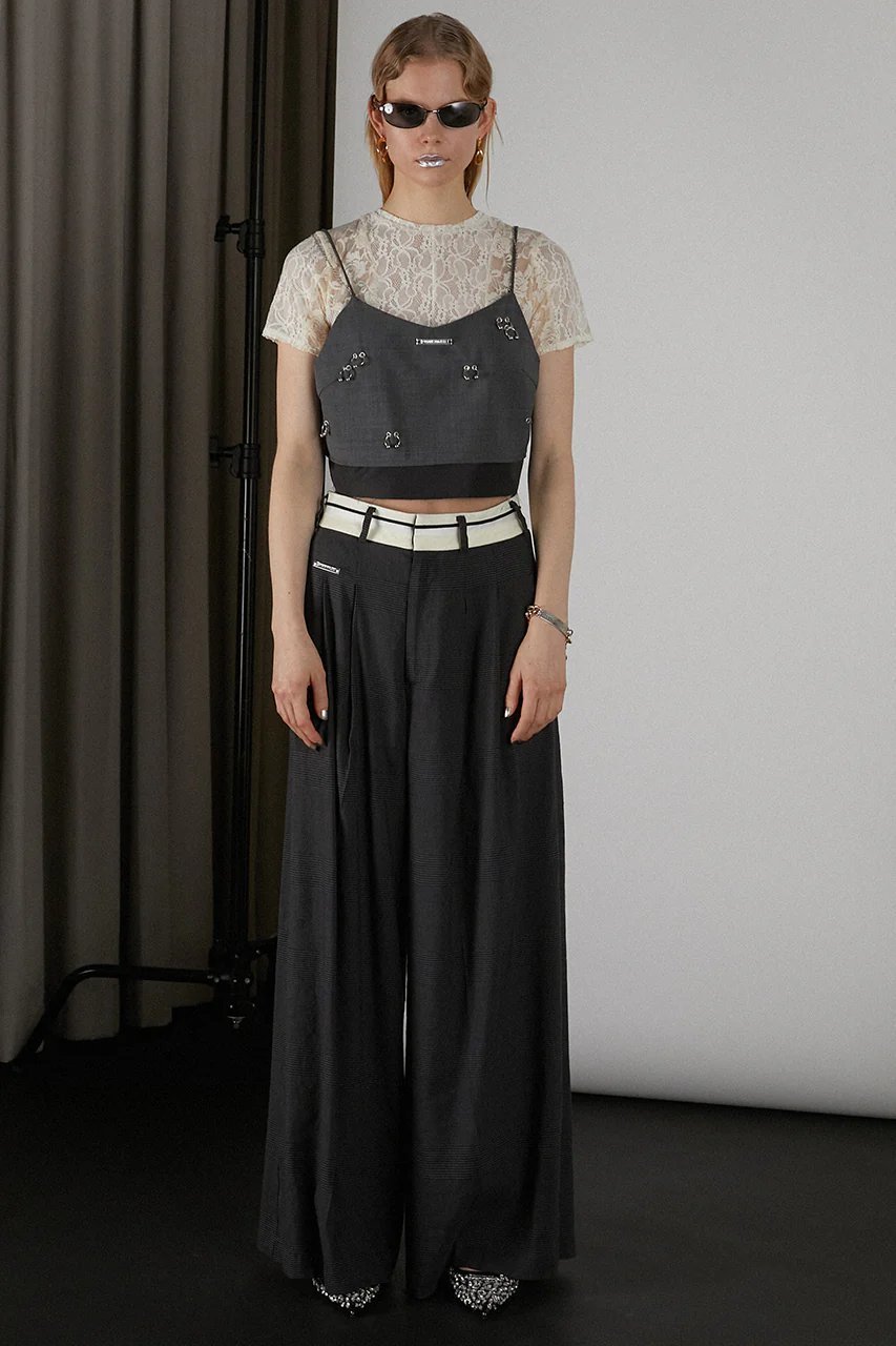 【プランク プロジェクト/PRANK PROJECT】のレースクロップドTEE / Lace Cropped Tee 大人の最旬トレンドファッション＆コーディネート founy(ファウニー) 　ファッション　Fashion　レディースファッション　Fashion for Women　トップス・カットソー　Cut & Sew Tops　シャツ・ブラウス・オフィスカジュアル　Elegant Blouses & Button-Ups　ロングTシャツ・Tシャツ　Longline T-Shirts & Tees　カットソー・ベーシックTシャツ　Cut-and-Sewn Tops / Stretch Tees & Basics　クロップド　Cropped, Short Length　コルセット　Corset, Bustier　ショート　Short, Short Length　ストレッチ　Stretch, Stretchy Fabric　スリーブ　Sleeve, Long Sleeve / Short Sleeve　バランス　Balance, Style Balance　ミックス　Mix, Mixed Style　レース　Lace, Lace Fabric　other-5|ID: prp329100003964936 ipo3291000000036985367