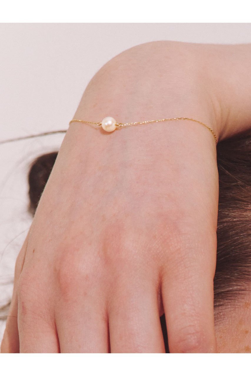 【ルボンボン/les bonbon】のpearl ブレスレット 人気、トレンドファッション・服の通販 founy(ファニー) 　ファッション　Fashion　レディースファッション　Fashion for Women　ジュエリー　Jewelry　チェーン＆カフブレスレット　Cuff & Chain Bracelets　バングル・カフブレスレット　Bangles & Cuff Bracelets　オケージョン　Occasion Wear　シンプル　Simple, Minimal　ジュエリー　Jewelry, Accessories　チェーン　Chain, Chain Strap　パール　Pearl, Pearl Accent　ブレスレット　Bracelet, Wristband　エレガント 上品　Elegant　other-2|ID: prp329100003966182 ipo3291000000035500026