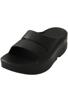 【ウーフォス/OOFOS】 OOmega OOahh人気、トレンドファッション・服の通販 founy(ファニー) ファッション Fashion レディースファッション Fashion for Women アウトドア Outdoor Clothing サンダル Sandals, Summer Shoes スポーツ Sports, Activewear トレーナー Sweatshirt, Trainer ビーチ Beach, Seaside 厚底 Platform Shoes 旅行 Travel |ID:prp329100003969687