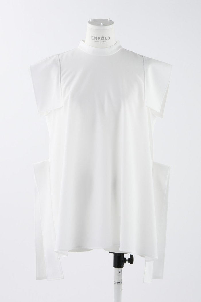 【エンフォルド/ENFOLD】のComfortable Twill スクエアスリット P.O/プルオーバー インテリア・キッズ・メンズ・レディースファッション・服の通販 founy(ファニー) https://founy.com/ ファッション Fashion レディースファッション Fashion for Women トップス・カットソー Cut & Sew Tops シャツ・ブラウス・オフィスカジュアル Elegant Blouses & Button-Ups カジュアルプルオーバー・ニットトップス Pullovers & Knit Tops / Casual Pullovers ショート Short, Short Length スクエア Square, Square Shape スリット Slit, Slit Detail スリーブ Sleeve, Long Sleeve / Short Sleeve スーツ Suit, Formalwear タンク Tank Top, Sleeveless Top 人気 Popular, Best Seller ポケット Pocket, Pocket Detail ロング Long, Long-Length 夏 Summer エレガント 上品 Elegant |ID: prp329100003971316 ipo3291000000032909425