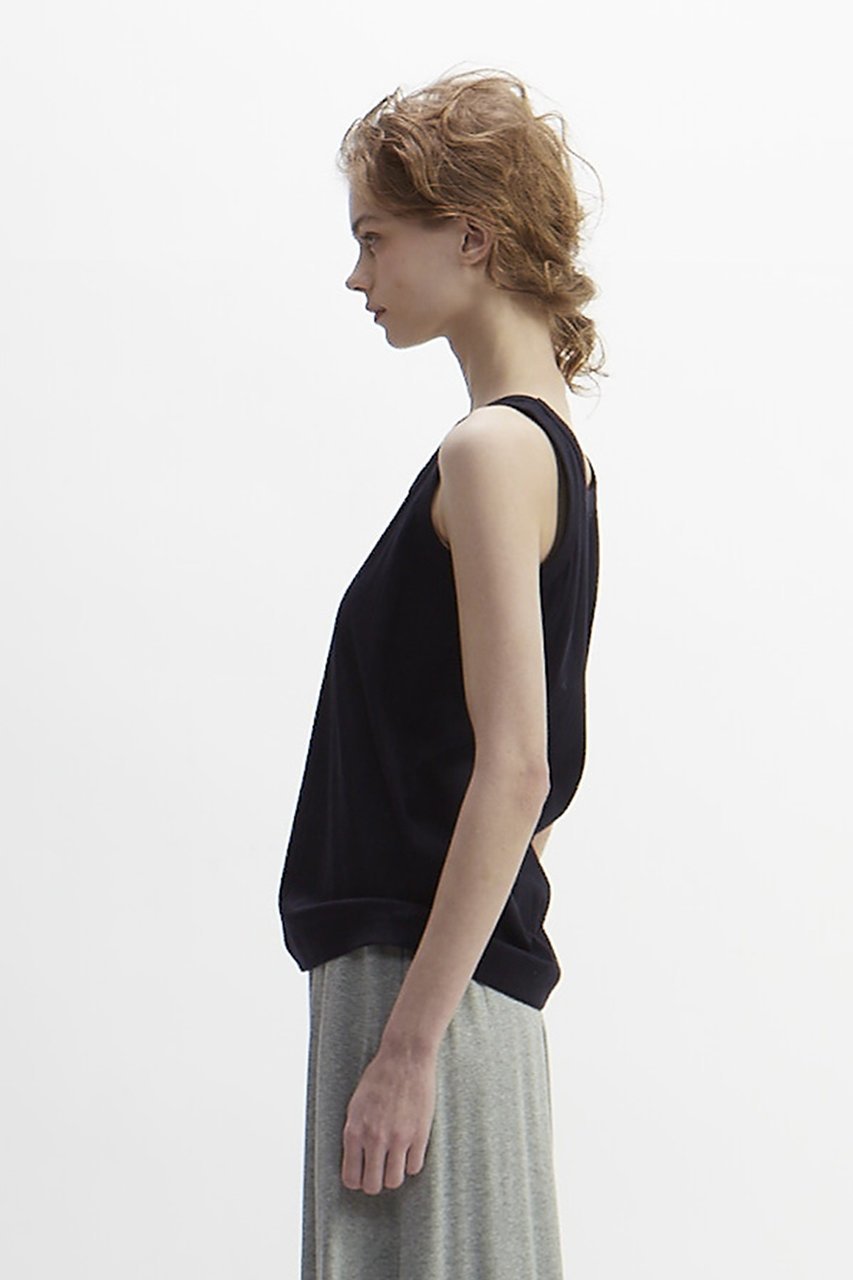 【プレインピープル/PLAIN PEOPLE】のリブノースリーブプルオーバー 大人の最旬トレンドファッション＆コーディネート founy(ファウニー) 　ファッション　Fashion　レディースファッション　Fashion for Women　トップス・カットソー　Cut & Sew Tops　キャミソール&ノースリーブ　Camisoles & Sleeveless Tops　シャツ・ブラウス・オフィスカジュアル　Elegant Blouses & Button-Ups　ロングTシャツ・Tシャツ　Longline T-Shirts & Tees　カジュアルプルオーバー・ニットトップス　Pullovers & Knit Tops / Casual Pullovers　カットソー・ベーシックTシャツ　Cut-and-Sewn Tops / Stretch Tees & Basics　インナー　Innerwear　キャミソール　Camisole, Spaghetti Strap Top　シンプル　Simple, Minimal　ジャケット　Jacket, Outerwear　タンク　Tank Top, Sleeveless Top　ランダム　Random, Irregular　other-2|ID: prp329100003971392 ipo3291000000037008292