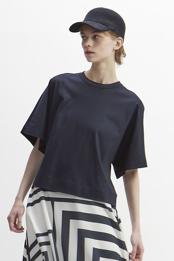 【プレインピープル/PLAIN PEOPLE】のアリオリティスムースTシャツ インテリア・キッズ・メンズ・レディースファッション・服の通販 founy(ファニー) https://founy.com/ ファッション Fashion レディースファッション Fashion for Women トップス・カットソー Cut & Sew Tops シャツ・ブラウス・オフィスカジュアル Elegant Blouses & Button-Ups ロングTシャツ・Tシャツ Longline T-Shirts & Tees カットソー・ベーシックTシャツ Cut-and-Sewn Tops / Stretch Tees & Basics カットソー Cut and Sewn Top ショート Short, Short Length シンプル Simple, Minimal スリーブ Sleeve, Long Sleeve / Short Sleeve ドレープ Drape, Draping Fabric ベーシック Basic, Essential エレガント 上品 Elegant |ID: prp329100003971395 ipo3291000000032926886