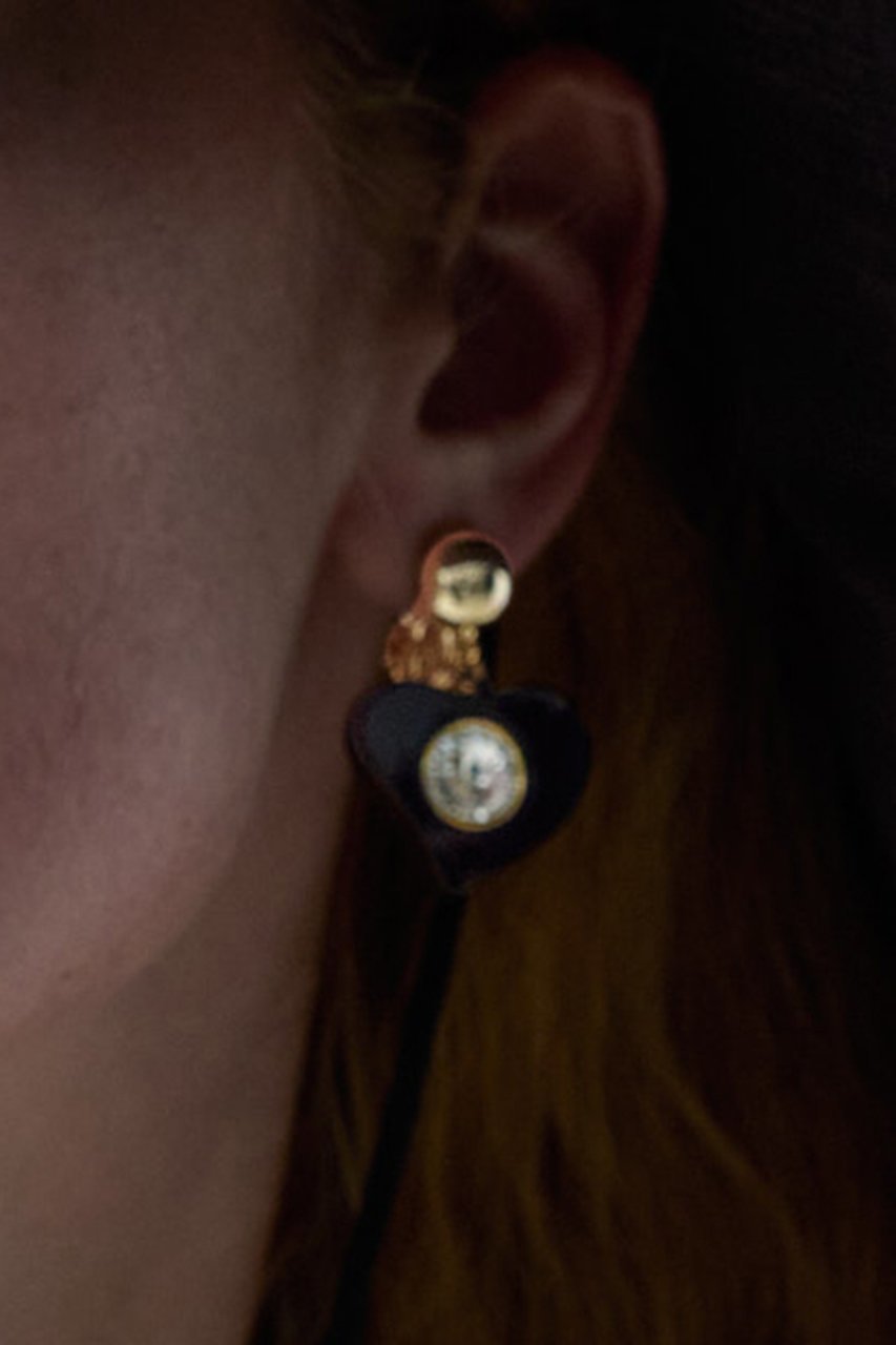 【イリスフォーセブン/IRIS 47】のBetty bowl イヤリング 人気、トレンドファッション・服の通販 founy(ファニー) 　ファッション　Fashion　レディースファッション　Fashion for Women　ジュエリー　Jewelry　ファッションリング　Fashion Rings　イヤリング・フープ・ドロップタイプ　Hoop, Drop & Clip Earrings　イヤリング　Earrings　カットソー　Cut and Sewn Top　ガラス　Glass, Glassware　タンク　Tank Top, Sleeveless Top　ワンポイント　One Point, Statement Accent　other-2|ID: prp329100003973843 ipo3291000000036094667