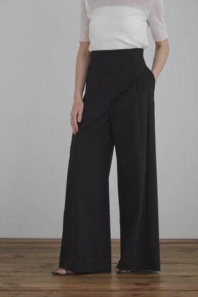 【ル フィル/LE PHIL】のハイストレッチポンチハイウエストワイドパンツ 人気、トレンドファッション・服の通販 founy(ファニー) ファッション Fashion レディースファッション Fashion for Women パンツ Pants & Trousers ストレッチ Stretch, Stretchy Fabric フィット Fit, Slim Fit ポケット Pocket, Pocket Detail リラックス Relax, Relaxed Fit ワイド Wide, Wide Fit 定番 Standard, Basic Item |ID:prp329100003973930