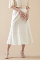 【マルティニーク/martinique】のバックゴムフレアスカート 人気、トレンドファッション・服の通販 founy(ファニー) ファッション Fashion レディースファッション Fashion for Women スカート Skirts Aライン・フレアスカート A-Line & Flared Skirts ロングスカート Long Skirts / Maxi & Midi Skirts バッグ Bags おすすめ Recommended / Our Picks シンプル Simple, Minimal バランス Balance, Style Balance フレア Flare, Flared リネン Linen, Linen Fabric ロング Long, Long-Length 夏 Summer thumbnail ホワイト|ID: prp329100003977799 ipo3291000000032824110