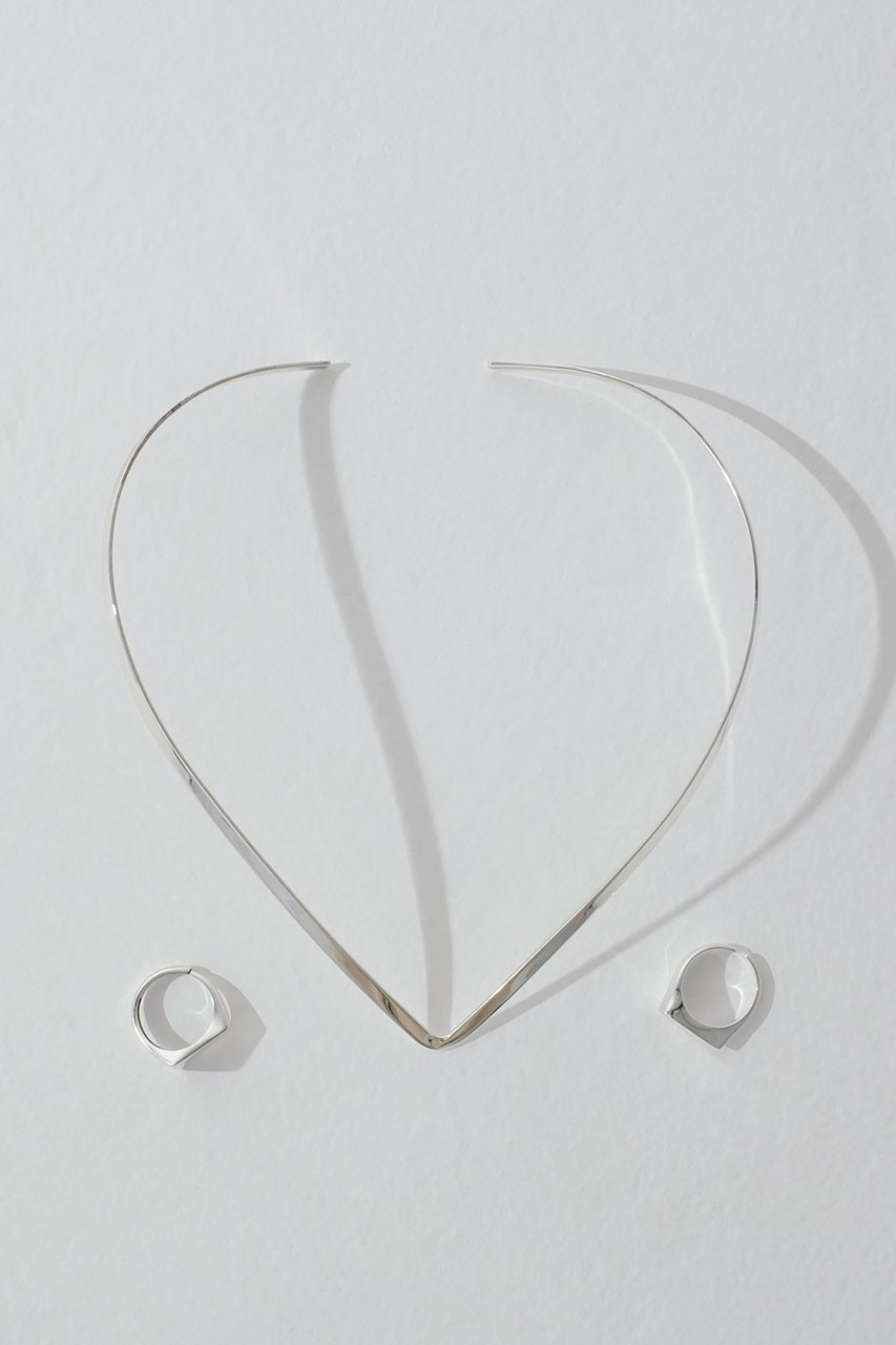 【クイップ クエイント/quip queint】のomega sharp ネックレス 人気、トレンドファッション・服の通販 founy(ファニー) 　ファッション　Fashion　レディースファッション　Fashion for Women　ジュエリー　Jewelry　ネックレス　Necklaces & Pendants　おすすめ　Recommended / Our Picks　クラシカル　Classical, Vintage-Inspired　クール　Cool, Chic　シルバー　Silver, Metallic Silver　ジャケット　Jacket, Outerwear　スタイリッシュ　Stylish, Fashionable　テクスチャー　Texture, Textured Fabric　ネックレス　Necklace, Pendant Necklace　フィット　Fit, Slim Fit　メタル　Metal, Metal Parts　再入荷　Restock / Back in Stock　other-6|ID: prp329100003980926 ipo3291000000035762628