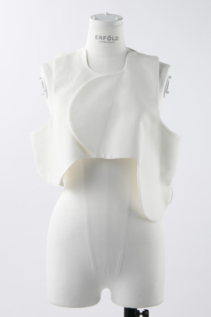 【エンフォルド/ENFOLD】のCOTTON DOUBLE Wave クロップドベスト 人気、トレンドファッション・服の通販 founy(ファニー) 　ファッション　Fashion　レディースファッション　Fashion for Women　アウター　Coat / Outerwear Collection　レディースジャケット・軽アウター　Jackets　おすすめ　Recommended / Our Picks　シンプル　Simple, Minimal　ジャケット　Jacket, Outerwear　ベスト　Vest, Waistcoat　夏　Summer　 other-1|ID: prp329100003987988 ipo3291000000036698477