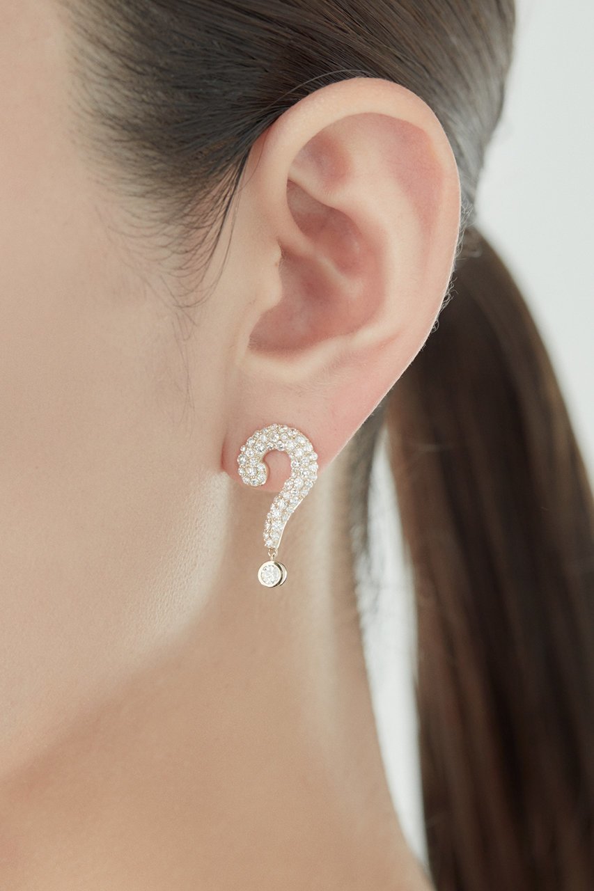 【オールニーク/ALLNIQUE】の【Playful Moko Kobayashi】Question pave ダイヤモンド ピアス(片耳用) 人気、トレンドファッション・服の通販 founy(ファニー) 　ファッション　Fashion　レディースファッション　Fashion for Women　ジュエリー　Jewelry　ファッションリング　Fashion Rings　イヤリング・フープ・ドロップタイプ　Hoop, Drop & Clip Earrings　イヤリング　Earrings　コレクション　Collection, Seasonal Line　ダイヤモンド　Diamond, Brilliant Cut　モチーフ　Motif, Design Theme　人気　Popular, Best Seller　片耳　One-Ear, Single Earring　other-2|ID: prp329100003997379 ipo3291000000036103279