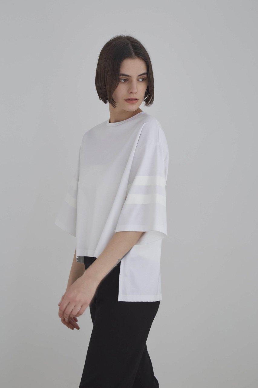 【ル フィル/LE PHIL】のシルキーポンチラインTシャツ 人気、トレンドファッション・服の通販 founy(ファニー) 　ファッション　Fashion　レディースファッション　Fashion for Women　トップス・カットソー　Cut & Sew Tops　シャツ・ブラウス・オフィスカジュアル　Elegant Blouses & Button-Ups　ロングTシャツ・Tシャツ　Longline T-Shirts & Tees　カットソー・ベーシックTシャツ　Cut-and-Sewn Tops / Stretch Tees & Basics　なめらか　Smooth, Silky Texture　コンパクト　Compact, Small Size　ショート　Short, Short Length　スリーブ　Sleeve, Long Sleeve / Short Sleeve　プリント　Print, Printed Pattern　エレガント 上品　Elegant　other-2|ID: prp329100003999642 ipo3291000000032932442