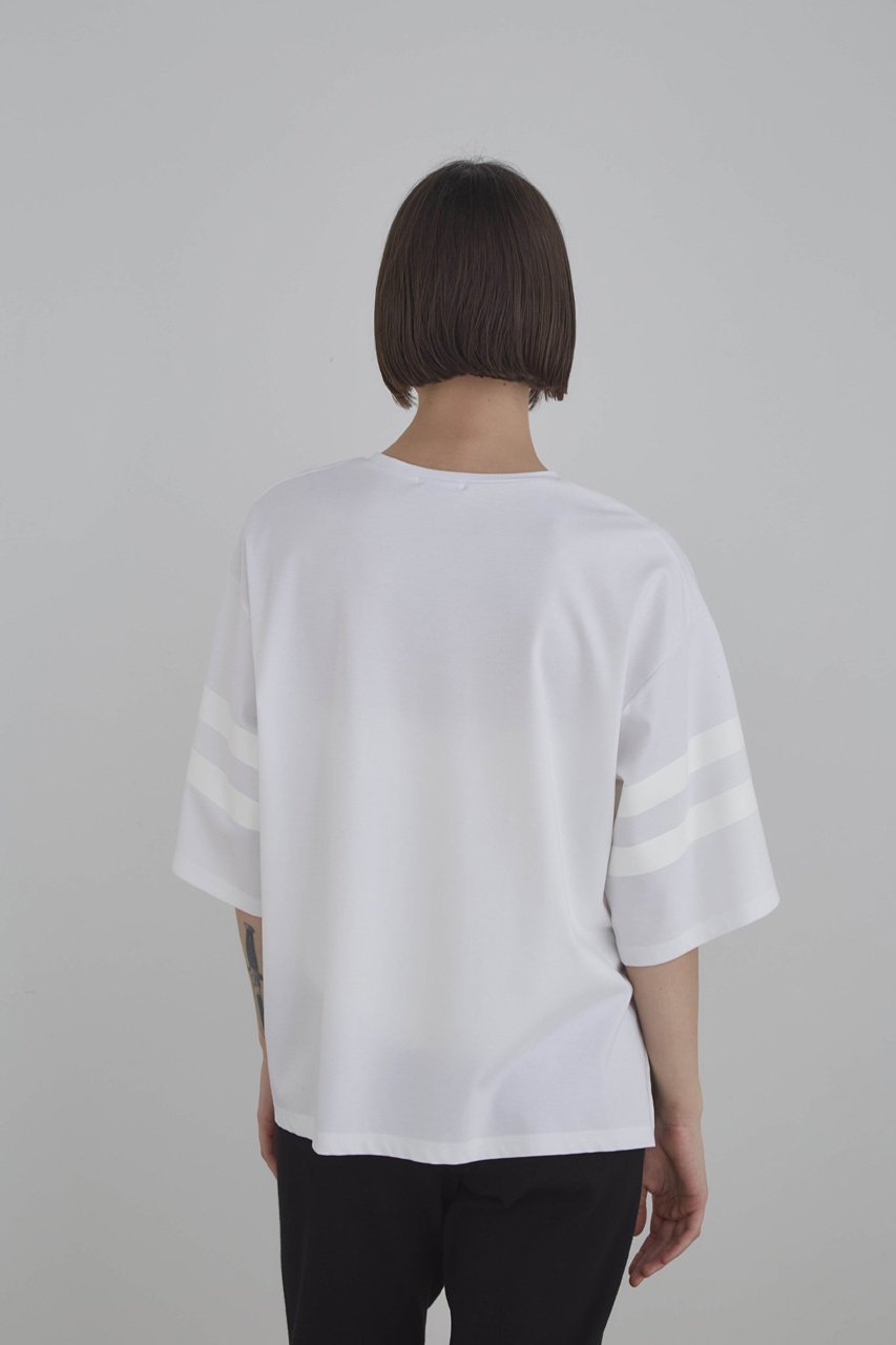 【ル フィル/LE PHIL】のシルキーポンチラインTシャツ 人気、トレンドファッション・服の通販 founy(ファニー) 　ファッション　Fashion　レディースファッション　Fashion for Women　トップス・カットソー　Cut & Sew Tops　シャツ・ブラウス・オフィスカジュアル　Elegant Blouses & Button-Ups　ロングTシャツ・Tシャツ　Longline T-Shirts & Tees　カットソー・ベーシックTシャツ　Cut-and-Sewn Tops / Stretch Tees & Basics　なめらか　Smooth, Silky Texture　コンパクト　Compact, Small Size　ショート　Short, Short Length　スリーブ　Sleeve, Long Sleeve / Short Sleeve　プリント　Print, Printed Pattern　エレガント 上品　Elegant　other-3|ID: prp329100003999642 ipo3291000000032932451