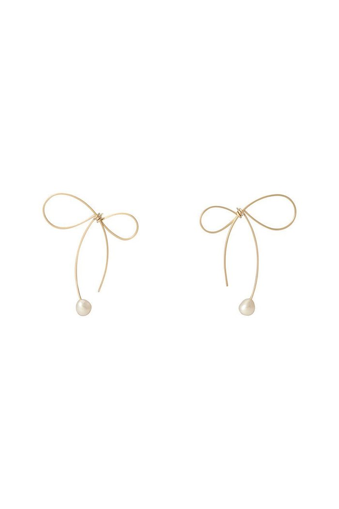 【ナチュラリジュエリ/NATURALI JEWELRY】の【ELLE SHOP 限定】ワイヤーリボンピアス インテリア・キッズ・メンズ・レディースファッション・服の通販 founy(ファニー) https://founy.com/ ファッション Fashion レディースファッション Fashion for Women ジュエリー Jewelry ファッションリング Fashion Rings イヤリング・フープ・ドロップタイプ Hoop, Drop & Clip Earrings イヤリング Earrings パール Pearl, Pearl Accent フェミニン Feminine, Girly モチーフ Motif, Design Theme リボン Ribbon, Bow ワイヤー Wire, Wired Bra エレガント 上品 Elegant |ID: prp329100004003846 ipo3291000000036238708