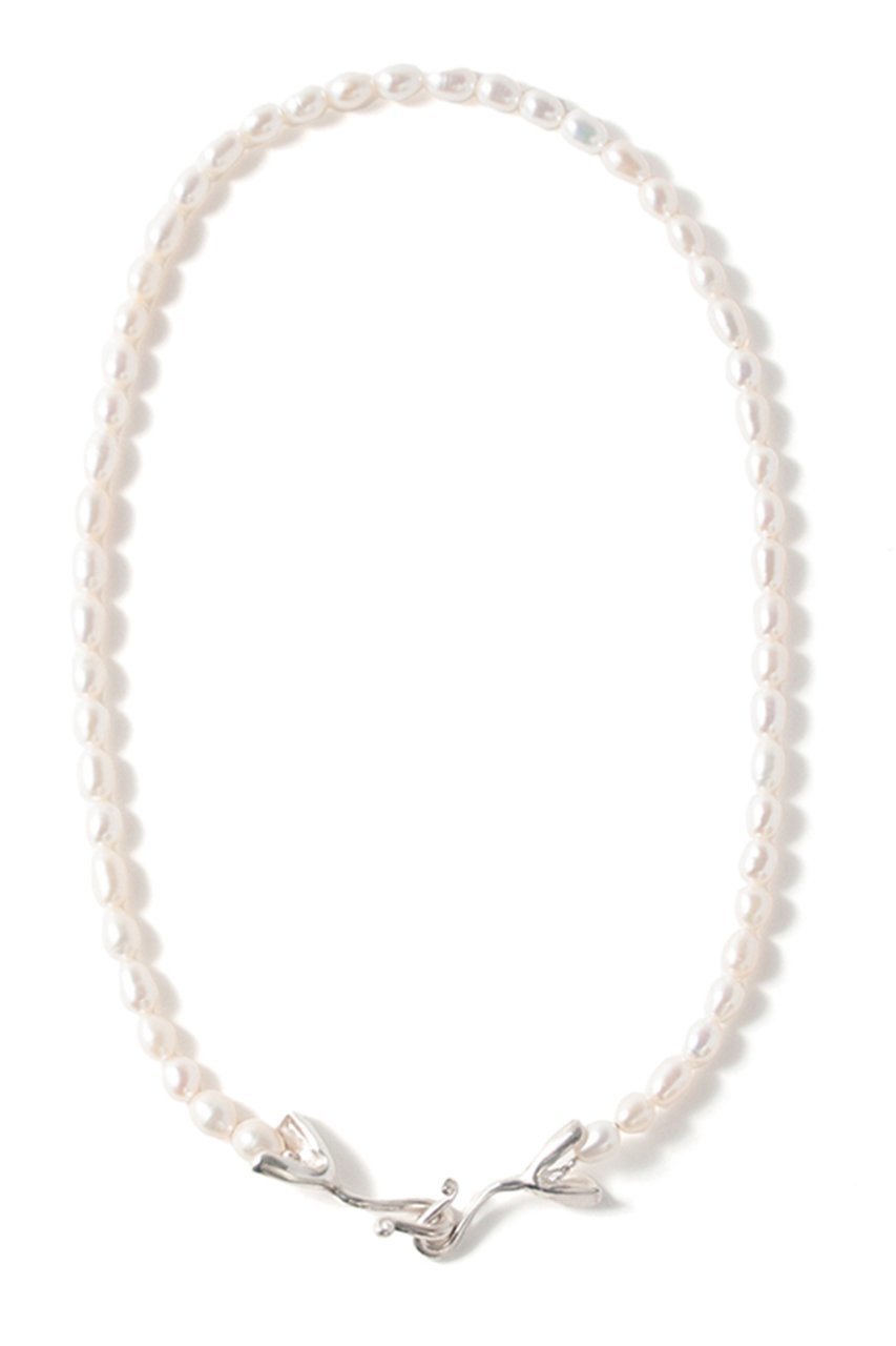 【メゾンドパルス/MAISON DPULSE】のPetal pearl スモールネックレス 人気、トレンドファッション・服の通販 founy(ファニー) 　ファッション　Fashion　レディースファッション　Fashion for Women　ジュエリー　Jewelry　ネックレス　Necklaces & Pendants　クール　Cool, Chic　シルバー　Silver, Metallic Silver　チューリップ　Tube, Tube Top　ネックレス　Necklace, Pendant Necklace　パール　Pearl, Pearl Accent　エレガント 上品　Elegant　 other-1|ID: prp329100004003881 ipo3291000000035637696