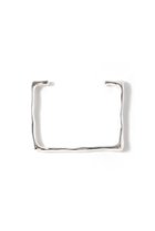 【メゾンドパルス/MAISON DPULSE】のSquare バングル 人気、トレンドファッション・服の通販 founy(ファニー) ファッション Fashion レディースファッション Fashion for Women ジュエリー Jewelry チェーン＆カフブレスレット Cuff & Chain Bracelets バングル・カフブレスレット Bangles & Cuff Bracelets おすすめ Recommended / Our Picks クール Cool, Chic シンプル Simple, Minimal スクエア Square, Square Shape スタイリッシュ Stylish, Fashionable バングル Bangle, Bracelet thumbnail シルバー|ID: prp329100004003915 ipo3291000000035758093