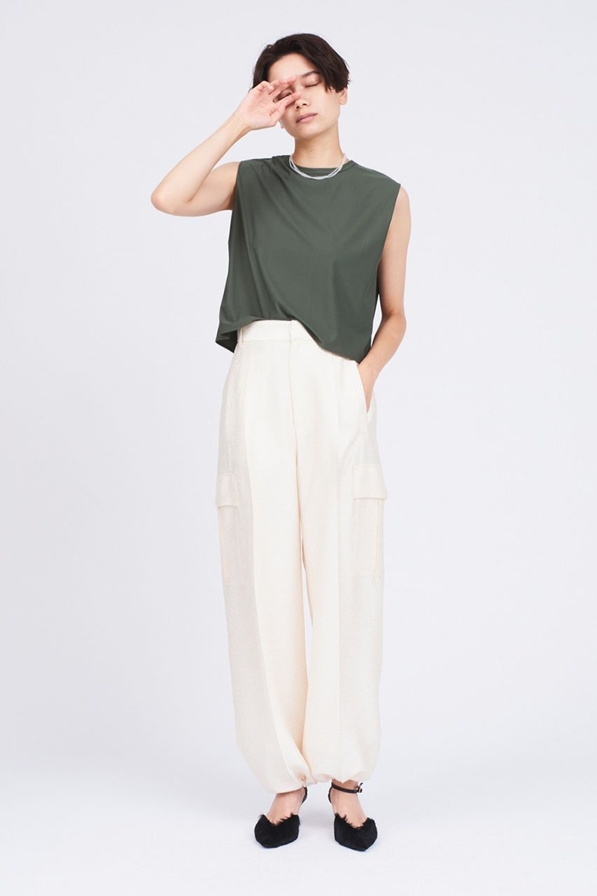 【スタニングルアー/STUNNING LURE】のスイムジャージークロップドタンク 人気、トレンドファッション・服の通販 founy(ファニー) 　ファッション　Fashion　レディースファッション　Fashion for Women　トップス・カットソー　Cut & Sew Tops　キャミソール&ノースリーブ　Camisoles & Sleeveless Tops　シャツ・ブラウス・オフィスカジュアル　Elegant Blouses & Button-Ups　ロングTシャツ・Tシャツ　Longline T-Shirts & Tees　カットソー・ベーシックTシャツ　Cut-and-Sewn Tops / Stretch Tees & Basics　イタリア　Italy　キャミソール　Camisole, Spaghetti Strap Top　クロップド　Cropped, Short Length　ストレッチ　Stretch, Stretchy Fabric　タンク　Tank Top, Sleeveless Top　バランス　Balance, Style Balance　ボトム　Bottoms, Lower Wear　夏　Summer　other-7|ID: prp329100004006828 ipo3291000000032924512