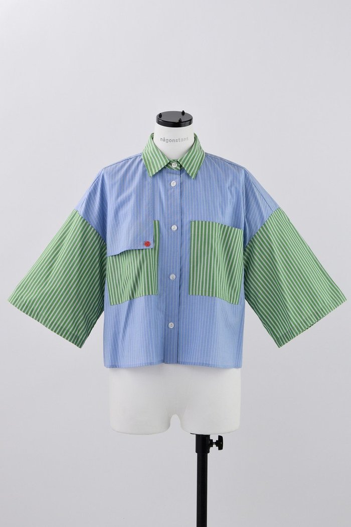 【ナゴンスタンス/nagonstans】のDouble Stripe フレアスリーブ SH/シャツ インテリア・キッズ・メンズ・レディースファッション・服の通販 founy(ファニー) https://founy.com/ ファッション Fashion レディースファッション Fashion for Women トップス・カットソー Cut & Sew Tops シャツ・ブラウス・オフィスカジュアル Elegant Blouses & Button-Ups クロップド Cropped, Short Length ショート Short, Short Length シンプル Simple, Minimal ストライプ Stripe, Striped Pattern スリーブ Sleeve, Long Sleeve / Short Sleeve フレア Flare, Flared |ID: prp329100004010923 ipo3291000000032908787