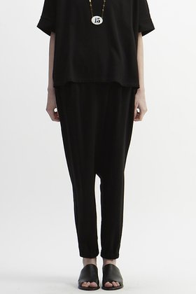 【プレインピープル/PLAIN PEOPLE】 ハイツイストミニ裏毛ラップ風テーパードパンツ人気、トレンドファッション・服の通販 founy(ファニー) ファッション Fashion レディースファッション Fashion for Women パンツ Pants & Trousers おすすめ Recommended / Our Picks シルケット Silket, Silky Cotton スクエア Square, Square Shape セットアップ Set-Up, Coordinated Outfit ドッキング Docking, Mixed Material フラット Flat, Flat Shoes ボトム Bottoms, Lower Wear ラップ Wrap, Wrap Design ループ Loop, Loop Knit 夏 Summer 軽量 Lightweight, Ultra Light |ID:prp329100004013589