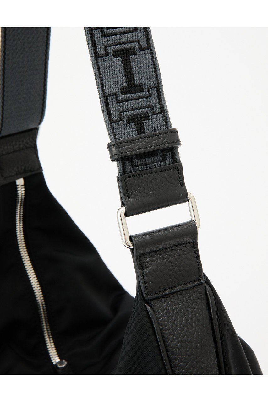 【イアクッチ/IACUCCI】のアーゴ M NYLON/CERVO 人気、トレンドファッション・服の通販 founy(ファニー) 　ファッション　Fashion　レディースファッション　Ladies' Fashion Online　エレガント 上品　Elegant　ショルダー　Shoulder　タオル　Towel　なめらか　Smooth　人気　Popularity　ハンドバッグ　Handbag　フォルム　Form　ポーチ　Pouch　メタル　Metal　ワンポイント　One Point　再入荷　Restock/Back In Stock/Re Arrival　other-8|ID: prp329100004013635 ipo3291000000032685449