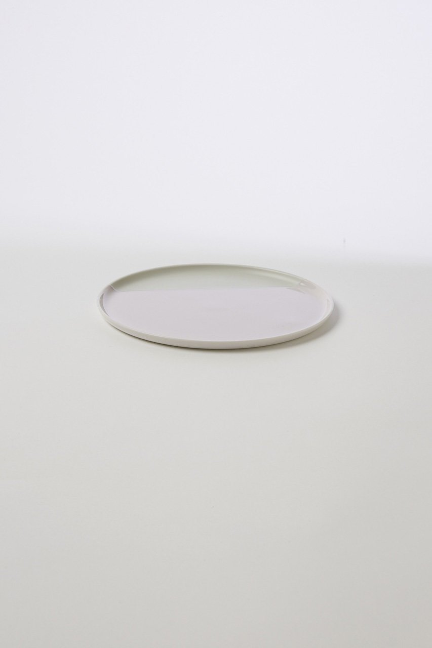 【イチロクイチロクアリタジャパン/1616 arita japan / GOODS】のS&B FlatPlate 170 インテリア・キッズ・メンズ・レディースファッション・服の通販 founy(ファニー) 　シンプル　Simple, Minimal　テーブル　Table, Dining Table　人気　Popular, Best Seller　フォルム　Silhouette, Form　ホーム・キャンプ・アウトドア・お取り寄せ　Home Living / Home & Lifestyle / Camping Gear / Outdoor Camping　キッチン・ダイニング　Kitchen & Dining Essentials. Stylish & Functional Tableware　キッチン家電・キッチン用品　Kitchen Appliances & Tools　Pink / Gray|ID: prp329100004018812 ipo3291000000036095157