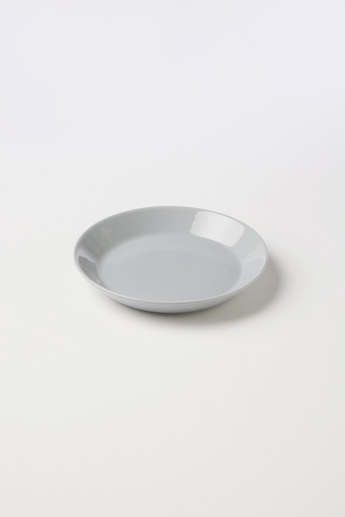 【イッタラ/iittala / GOODS】のティーマ プレート 17cm インテリア・キッズ・メンズ・レディースファッション・服の通販 founy(ファニー) https://founy.com/ コレクション Collection, Seasonal Line シェイプ Shape, Slim Fit スタンダード Standard, Basic テーブル Table, Dining Table 人気 Popular, Best Seller プレート Plate, Dish ホーム・キャンプ・アウトドア・お取り寄せ Home Living / Home & Lifestyle / Camping Gear / Outdoor Camping キッチン・ダイニング Kitchen & Dining Essentials. Stylish & Functional Tableware キッチン家電・キッチン用品 Kitchen Appliances & Tools |ID: prp329100004019017 ipo3291000000035447046