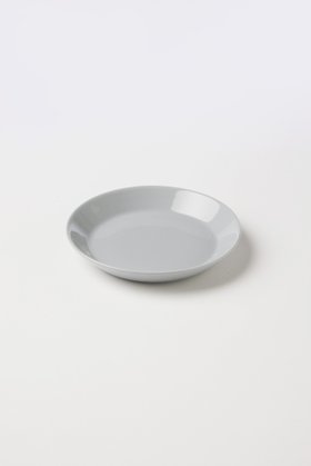 【イッタラ/iittala / GOODS】のティーマ プレート 17cm 人気、トレンドファッション・服の通販 founy(ファニー) コレクション Collection, Seasonal Line シェイプ Shape, Slim Fit スタンダード Standard, Basic テーブル Table, Dining Table 人気 Popular, Best Seller プレート Plate, Dish ホーム・キャンプ・アウトドア・お取り寄せ Home Living / Home & Lifestyle / Camping Gear / Outdoor Camping キッチン・ダイニング Kitchen & Dining Essentials. Stylish & Functional Tableware キッチン家電・キッチン用品 Kitchen Appliances & Tools |ID:prp329100004019017
