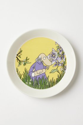 【ムーミン バイ アラビア/MOOMIN by ARABIA / GOODS】のムーミン クラシック プレート 19cm ヘムレンさんイエロー 人気、トレンドファッション・服の通販 founy(ファニー) イエロー Yellow イラスト Illustration キャラクター Character, Licensed Characters ギフト プレゼント Gift / Present クラシック Classic, Timeless Style テーブル Table, Dining Table プレート Plate, Dish ホーム・キャンプ・アウトドア・お取り寄せ Home Living / Home & Lifestyle / Camping Gear / Outdoor Camping キッチン・ダイニング Kitchen & Dining Essentials. Stylish & Functional Tableware キッチン家電・キッチン用品 Kitchen Appliances & Tools |ID:prp329100004019025