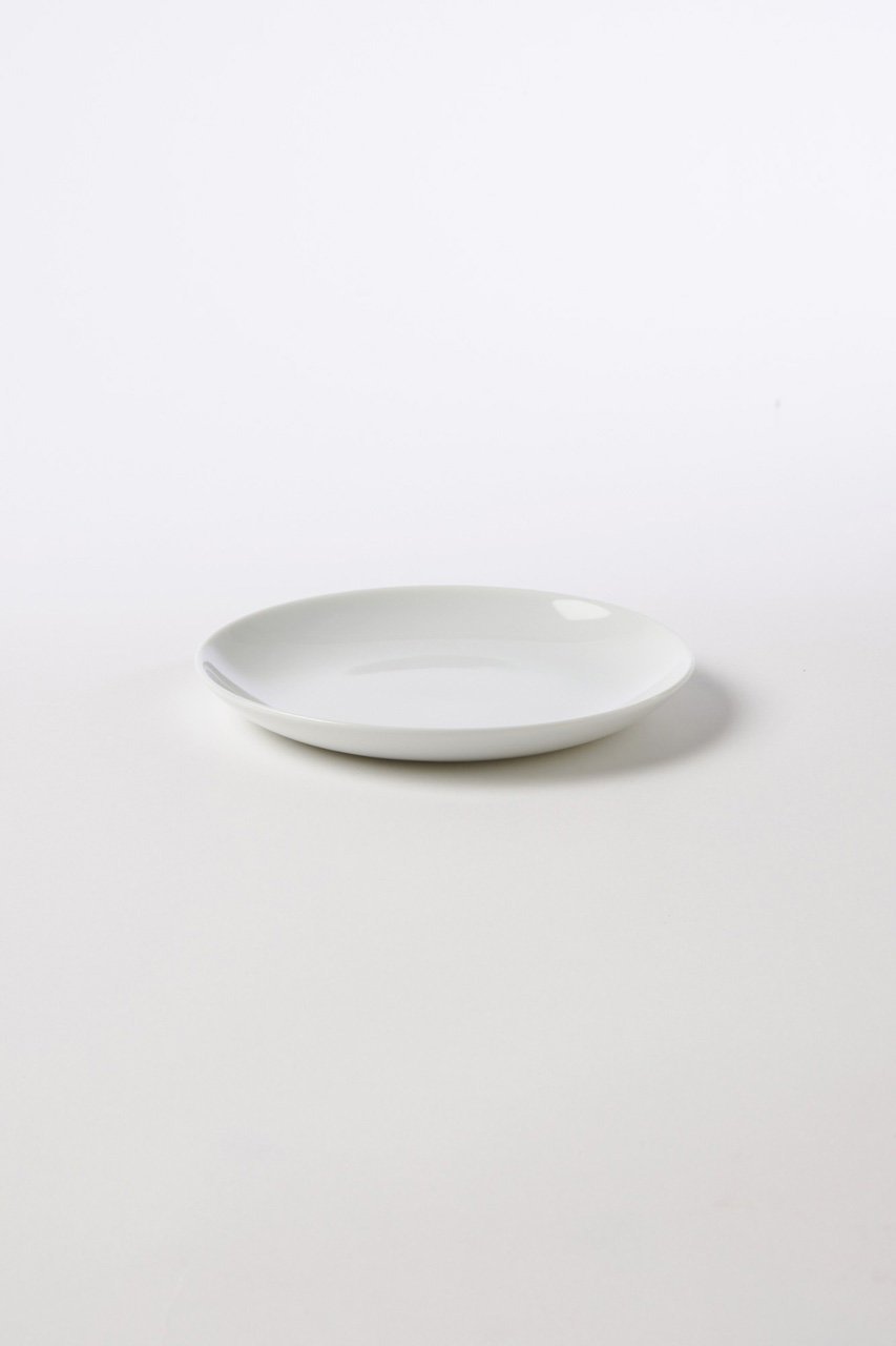 【ニーゼロイチロク/2016 / GOODS】の【Stefan Diez】プレート 140 インテリア・キッズ・メンズ・レディースファッション・服の通販 founy(ファニー) 　シンプル　Simple, Minimal　テーブル　Table, Dining Table　プレート　Plate, Dish　ホーム・キャンプ・アウトドア・お取り寄せ　Home Living / Home & Lifestyle / Camping Gear / Outdoor Camping　キッチン・ダイニング　Kitchen & Dining Essentials. Stylish & Functional Tableware　キッチン家電・キッチン用品　Kitchen Appliances & Tools　ホワイト|ID: prp329100004019195 ipo3291000000035447379