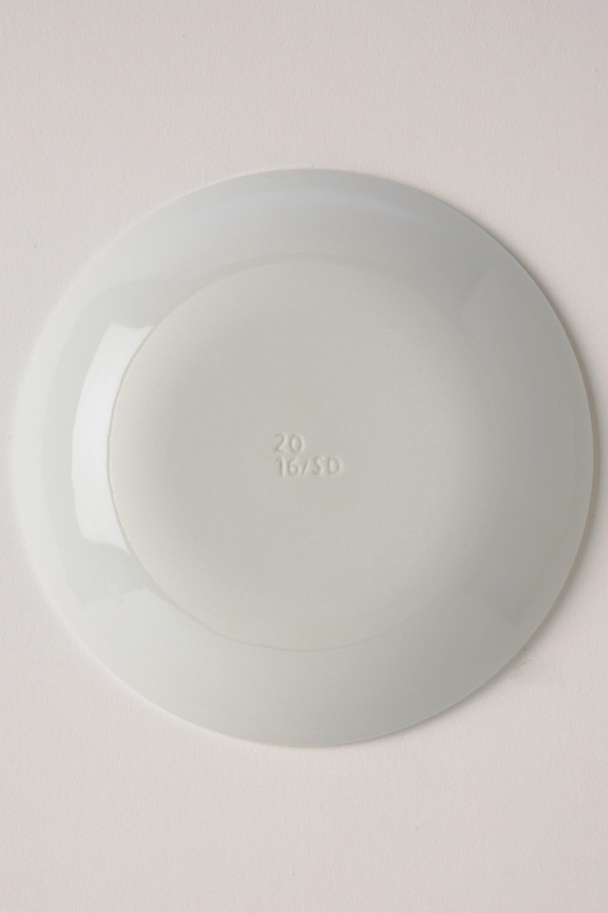 【ニーゼロイチロク/2016 / GOODS】の【Stefan Diez】プレート 110 人気、トレンドファッション・服の通販 founy(ファニー) 　シンプル　Simple, Minimal　テーブル　Table, Dining Table　プレート　Plate, Dish　ホーム・キャンプ・アウトドア・お取り寄せ　Home Living / Home & Lifestyle / Camping Gear / Outdoor Camping　キッチン・ダイニング　Kitchen & Dining Essentials. Stylish & Functional Tableware　キッチン家電・キッチン用品　Kitchen Appliances & Tools　other-2|ID: prp329100004019196 ipo3291000000035447385