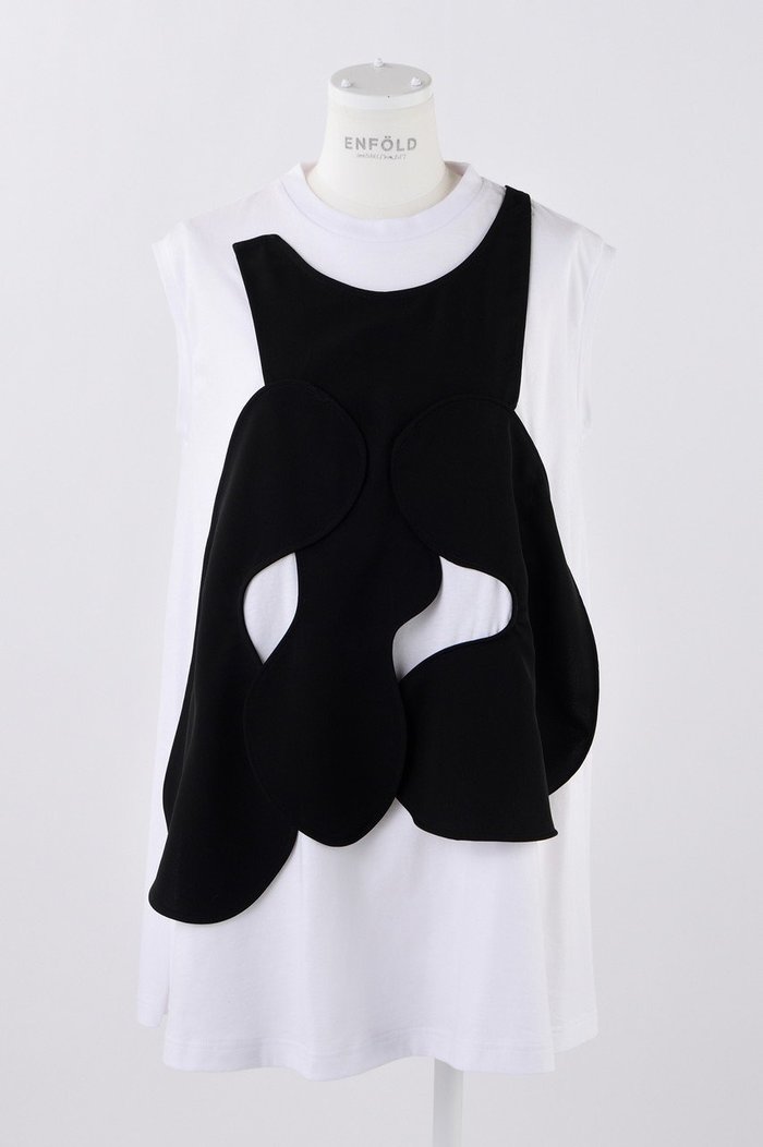 【エンフォルド/ENFOLD】のソフト天竺 サークルドレープベスト T/Tタンクトップ インテリア・キッズ・メンズ・レディースファッション・服の通販 founy(ファニー) https://founy.com/ ファッション Fashion レディースファッション Fashion for Women アウター Coat / Outerwear Collection トップス・カットソー Cut & Sew Tops キャミソール&ノースリーブ Camisoles & Sleeveless Tops シャツ・ブラウス・オフィスカジュアル Elegant Blouses & Button-Ups ロングTシャツ・Tシャツ Longline T-Shirts & Tees ベスト&ジレ / 重ね着スタイル Vests & Gilets カットソー・ベーシックTシャツ Cut-and-Sewn Tops / Stretch Tees & Basics カッティング Cutting Detail キャミソール Camisole, Spaghetti Strap Top セットアップ Set-Up, Coordinated Outfit タンク Tank Top, Sleeveless Top ドッキング Docking, Mixed Material ドレープ Drape, Draping Fabric ベスト Vest, Waistcoat ベーシック Basic, Essential |ID: prp329100004019303 ipo3291000000036984783