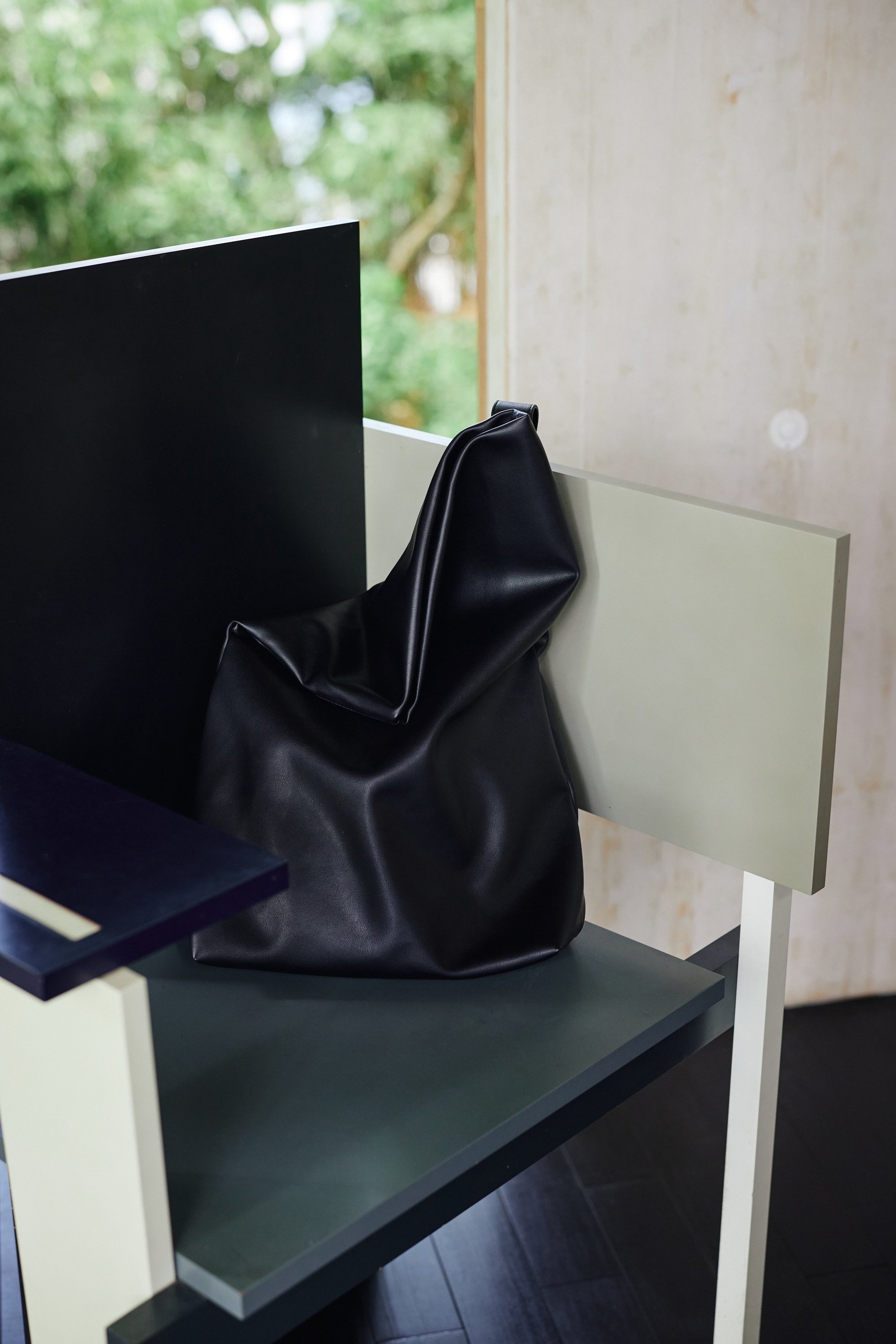 【リムアーク/RIM.ARK】のMinimal shoulder big bag/バッグ 人気、トレンドファッション・服の通販 founy(ファニー) 　ファッション　Fashion　レディースファッション　Fashion for Women　バッグ　Bags　ショルダー　Shoulder, Shoulder Strap　ジップ　Zip, Zipper　スタイリッシュ　Stylish, Fashionable　other-7|ID: prp329100004021491 ipo3291000000035691957