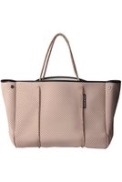 【ステイトオブエスケープ/STATE OF ESCAPE】の【ELLESHOP別注】Escape tote 人気、トレンドファッション・服の通販 founy(ファニー) ファッション Fashion レディースファッション Fashion for Women バッグ Bags ユニセックス Unisex, Genderless エレガント 上品 Elegant シンプル Simple, Minimal トレンド Trend, Trending Now ポーチ Pouch, Small Case 別注 Limited Edition, Custom Order 旅行 Travel |ID:prp329100004021503