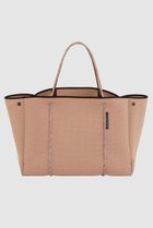 【ステイトオブエスケープ/STATE OF ESCAPE】のEscape tote エスケープ トート 人気、トレンドファッション・服の通販 founy(ファニー) ファッション Fashion レディースファッション WOMEN バッグ Bag エレガント 上品 Elegant シンプル Simple トレンド Trend ポーチ Pouch NEW・新作・新着・新入荷 New Arrivals 旅行 Travel thumbnail ウォッシュドアーモンド|ID: prp329100004021537 ipo3291000000029569007