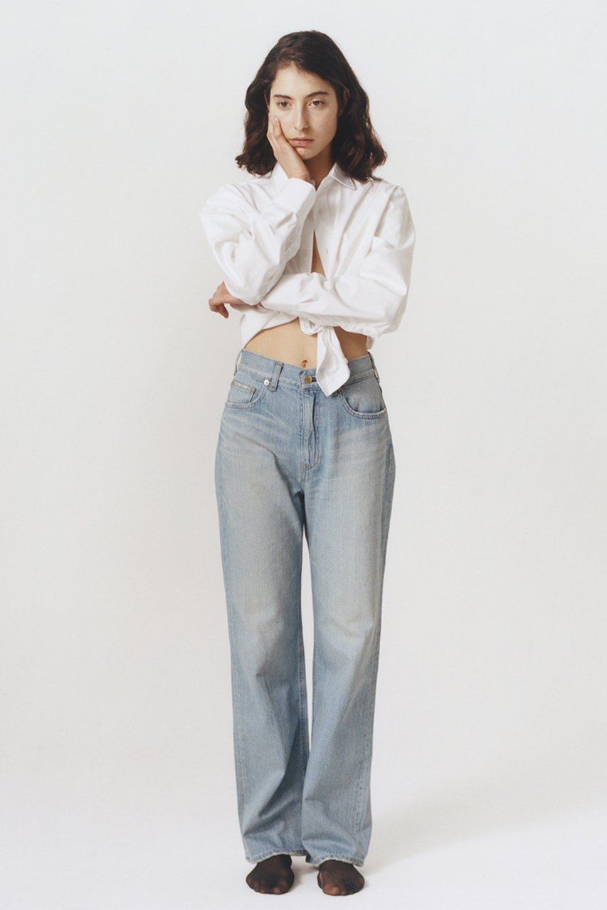【トゥ エ モン トレゾア/Tu es mon Tresor】のThe Lapis Lazuli Jean ストレートジーンズ 人気、トレンドファッション・服の通販 founy(ファニー) 　ファッション　Fashion　レディースファッション　Fashion for Women　パンツ　Pants & Trousers　デニムパンツ・ジーンズ・美脚デニム　Denim Jeans & Pants　ジーンズ　Jeans, Denim Pants　ストレッチ　Stretch, Stretchy Fabric　ストレート　Straight, Straight Cut　スリム　Slim, Slim Fit　デニム　Denim, Jeans Material　ドレープ　Drape, Draping Fabric　ハイライズ　High Rise, High Waist　ファブリック　Fabric, Textile　フィット　Fit, Slim Fit　ベロア　Velour, Soft Velvet　モダン　Modern, Contemporary　リラックス　Relax, Relaxed Fit　夏　Summer　日本製　Made In Japan　other-3|ID: prp329100004022598 ipo3291000000032814419