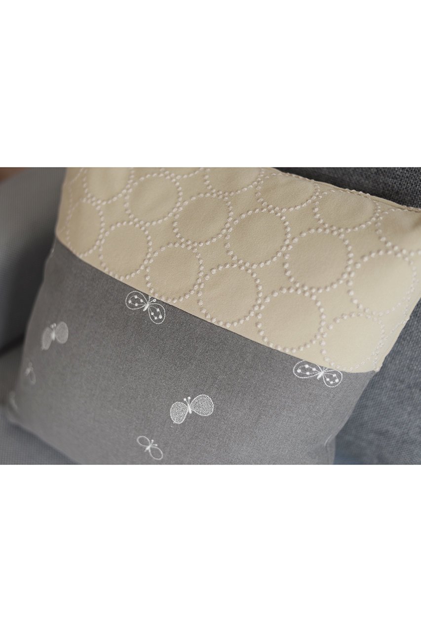 【ミナ ペルホネン/mina perhonen / GOODS】の【greeniche】mina perhonen‐dop‐ 「tambourine × choucho」クッションカバー 人気、トレンドファッション・服の通販 founy(ファニー) 　クッション　Cushion, Throw Pillow　ダブル　Double, Double-Breasted　ドット　Polka Dot, Dot Pattern　人気　Popular, Best Seller　ファブリック　Fabric, Textile　フェイス　Face, Facial Design　other-3|ID: prp329100004023791 ipo3291000000036138865