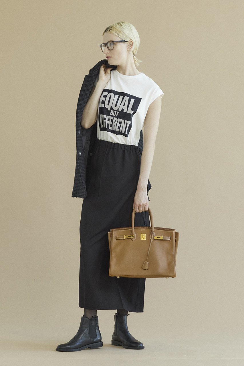 【サードマガジン/THIRD MAGAZINE】の【別注】KATHARINE HAMNETT×TM×mikomori EQUAL BUT DIFERENT SLOGAN ノースリーブTシャツ 人気、トレンドファッション・服の通販 founy(ファニー) 　ファッション　Fashion　レディースファッション　Fashion for Women　トップス・カットソー　Cut & Sew Tops　キャミソール&ノースリーブ　Camisoles & Sleeveless Tops　シャツ・ブラウス・オフィスカジュアル　Elegant Blouses & Button-Ups　ロングTシャツ・Tシャツ　Longline T-Shirts & Tees　カットソー・ベーシックTシャツ　Cut-and-Sewn Tops / Stretch Tees & Basics　キャミソール　Camisole, Spaghetti Strap Top　タンク　Tank Top, Sleeveless Top　ノースリーブ　Sleeveless, No-Sleeve　ビンテージ　Vintage, Retro Style　モチーフ　Motif, Design Theme　別注　Limited Edition, Custom Order　other-7|ID: prp329100004034611 ipo3291000000035892439