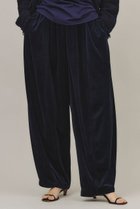 【カレンソロジー/Curensology】のベロアドロストパンツ 人気、トレンドファッション・服の通販 founy(ファニー) ファッション Fashion レディースファッション Fashion for Women パンツ Pants & Trousers なめらか Smooth, Silky Texture シンプル Simple, Minimal ベロア Velour, Soft Velvet エレガント 上品 Elegant 人気 Popular, Best Seller A/W・秋冬 Autumn/Winter thumbnail ネイビー|ID: prp329100004041852 ipo3291000000032927427