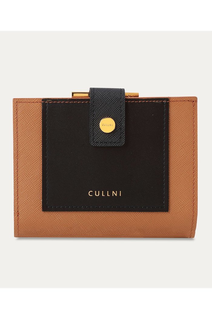【クルニ/CULLNI】のLeather Combination ウォレット with A Clasp インテリア・キッズ・メンズ・レディースファッション・服の通販 founy(ファニー) https://founy.com/ ファッション Fashion レディースファッション Fashion for Women ミニ財布・二つ折り財布 Wallets & Card Cases ユニセックス Unisex, Genderless ウォレット Wallet ボックス Boxy, Box Shape ポケット Pocket, Pocket Detail モダン Modern, Contemporary 財布 Wallet, Purse |ID: prp329100004041876 ipo3291000000036624264