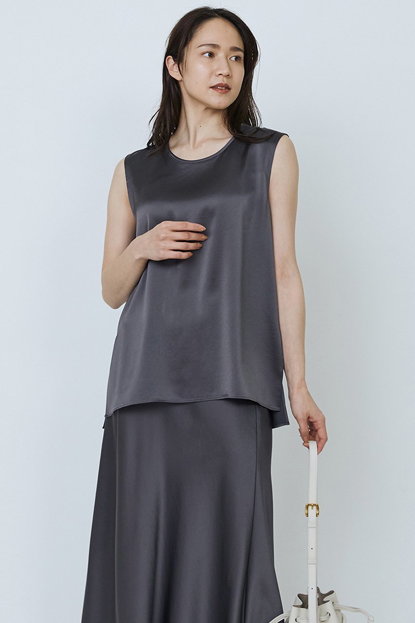【プルミエ アロンディスモン/1er Arrondissement】のサテンタンクトップ インテリア・キッズ・メンズ・レディースファッション・服の通販 founy(ファニー) 　ファッション　Fashion　レディースファッション　Fashion for Women　トップス・カットソー　Cut & Sew Tops　キャミソール&ノースリーブ　Camisoles & Sleeveless Tops　シャツ・ブラウス・オフィスカジュアル　Elegant Blouses & Button-Ups　とろみ　Fluid, Flowy Fabric　サテン　Satin, Glossy Fabric　シンプル　Simple, Minimal　スリット　Slit, Slit Detail　タンク　Tank Top, Sleeveless Top　ノースリーブ　Sleeveless, No-Sleeve　バランス　Balance, Style Balance　リラックス　Relax, Relaxed Fit　エレガント 上品　Elegant　人気　Popular, Best Seller　チャコールグレー|ID: prp329100004046485 ipo3291000000032842470