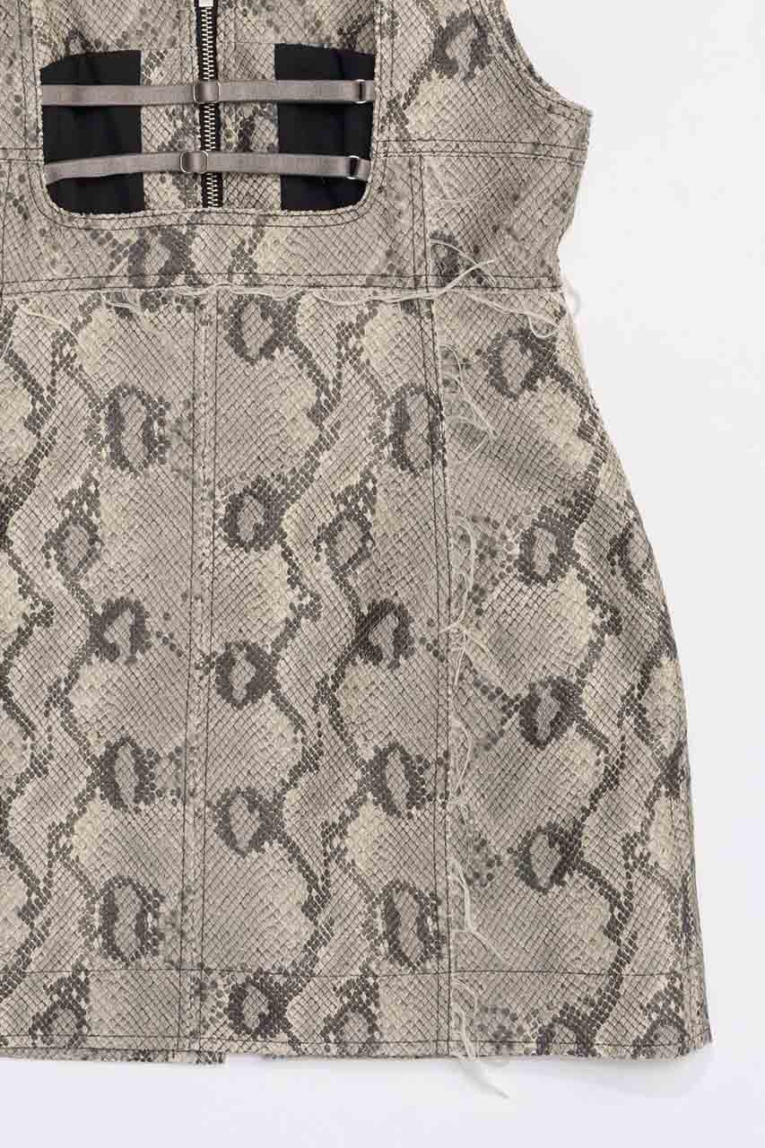 【メゾンスペシャル/MAISON SPECIAL】のVegan Leather Python Front Zip Tops/ヴィーガンレザーパイソンフロントジップトップス 人気、トレンドファッション・服の通販 founy(ファニー) 　ファッション　Fashion　レディースファッション　Fashion for Women　トップス・カットソー　Cut & Sew Tops　シャツ・ブラウス・オフィスカジュアル　Elegant Blouses & Button-Ups　コルセット　Corset, Bustier　スリーブ　Sleeve, Long Sleeve / Short Sleeve　セットアップ　Set-Up, Coordinated Outfit　パイソン　Python, Snakeskin Pattern　無地　Plain, Solid Color　ロング　Long, Long-Length　other-7|ID: prp329100004047377 ipo3291000000032901590