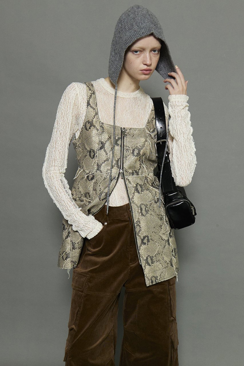 【メゾンスペシャル/MAISON SPECIAL】のVegan Leather Python Front Zip Tops/ヴィーガンレザーパイソンフロントジップトップス 人気、トレンドファッション・服の通販 founy(ファニー) 　ファッション　Fashion　レディースファッション　Fashion for Women　トップス・カットソー　Cut & Sew Tops　シャツ・ブラウス・オフィスカジュアル　Elegant Blouses & Button-Ups　コルセット　Corset, Bustier　スリーブ　Sleeve, Long Sleeve / Short Sleeve　セットアップ　Set-Up, Coordinated Outfit　パイソン　Python, Snakeskin Pattern　無地　Plain, Solid Color　ロング　Long, Long-Length　other-8|ID: prp329100004047377 ipo3291000000032901592