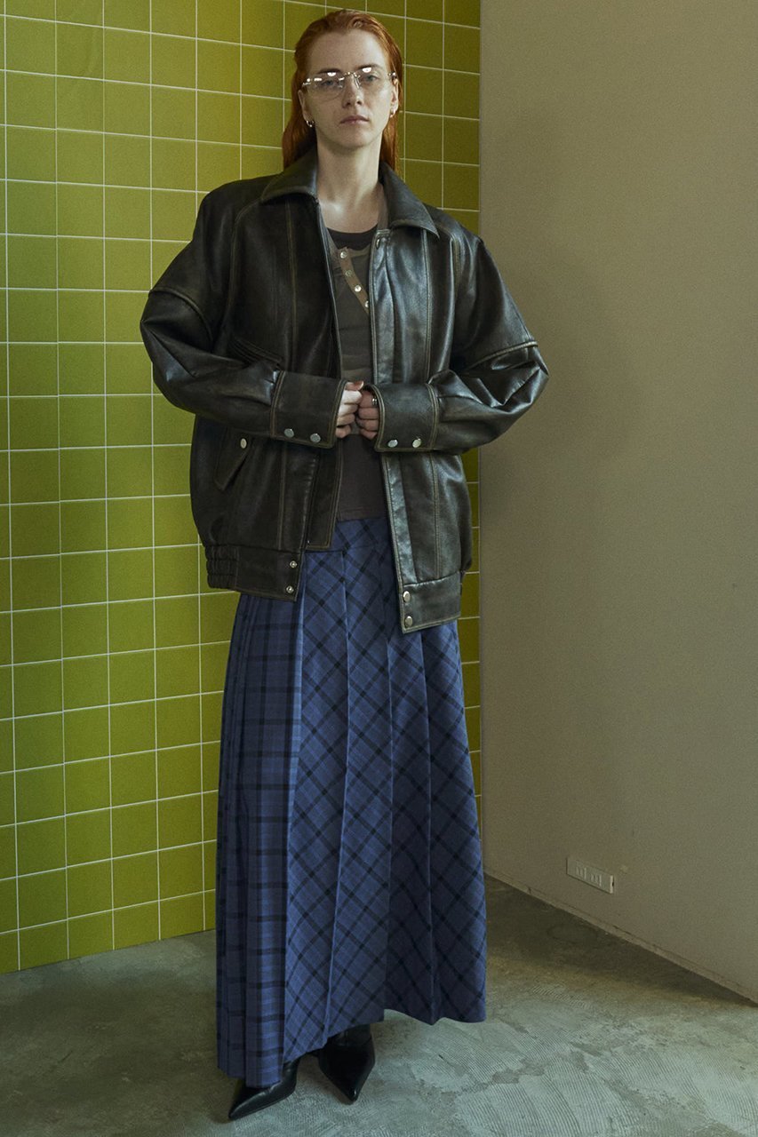 【メゾンスペシャル/MAISON SPECIAL】のLow Waist Maxi Pleated Skirt/ローウエストマキシプリーツスカート 人気、トレンドファッション・服の通販 founy(ファニー) 　ファッション　Fashion　レディースファッション　Fashion for Women　スカート　Skirts　プリーツスカート / 上品フェミニンスタイル　Pleated Skirts　ロングスカート　Long Skirts / Maxi & Midi Skirts　おすすめ　Recommended / Our Picks　スリット　Slit, Slit Detail　チェック　Check, Plaid, Tartan　プリーツ　Pleats, Pleated　ループ　Loop, Loop Knit　ロング　Long, Long-Length　エレガント 上品　Elegant　other-7|ID: prp329100004047401 ipo3291000000032895314